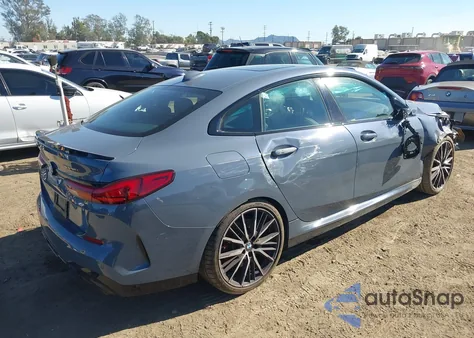 2024 BMW M235 Gran Coupe I xDrive z USA, uszkodzony, nr VIN WBA13AL01R7R78117